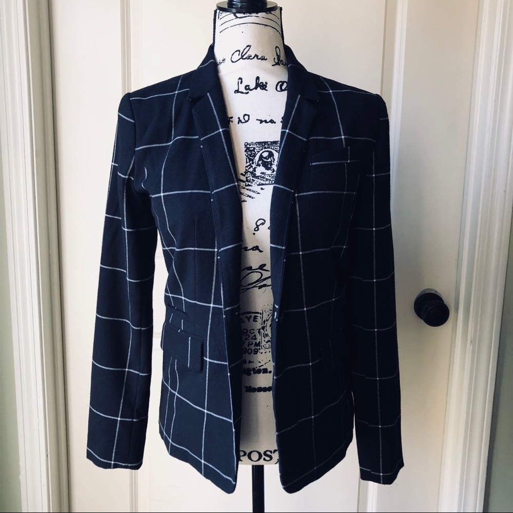Black/White Blazer